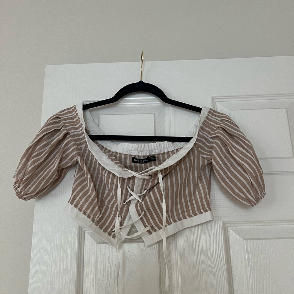 Nasty gal crop top. US 4